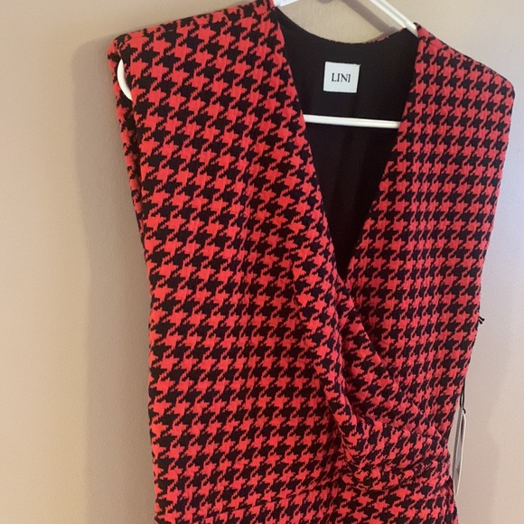 LINI Dress - Picture 4 of 9